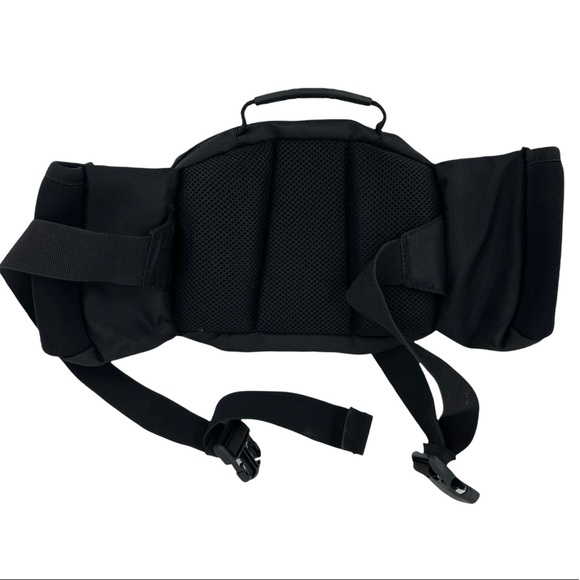 Alps Mountaineering Black Padded Fanny Pack 10x7 - Picture 2 of 5